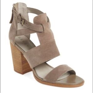 Hinge Cora Block Heel Sandal tan TAUPE SUEDE open toe strappy zip up bootie 9
